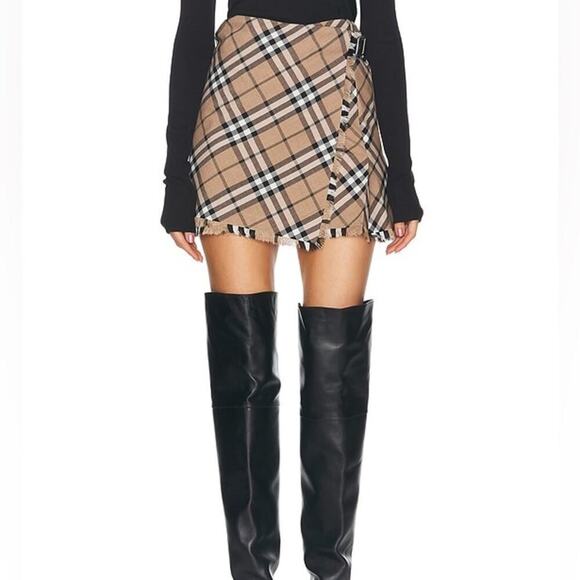 Burberry Tan Plaid rock Women's Skirt NWT 8 - Picture 1 of 9